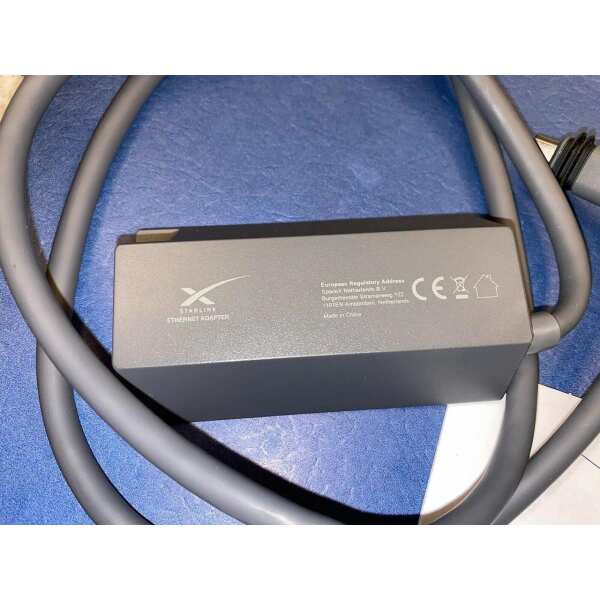 Starlink Ethernet Adapter for Wired
  External Network, black (01560575-001) - Image 4