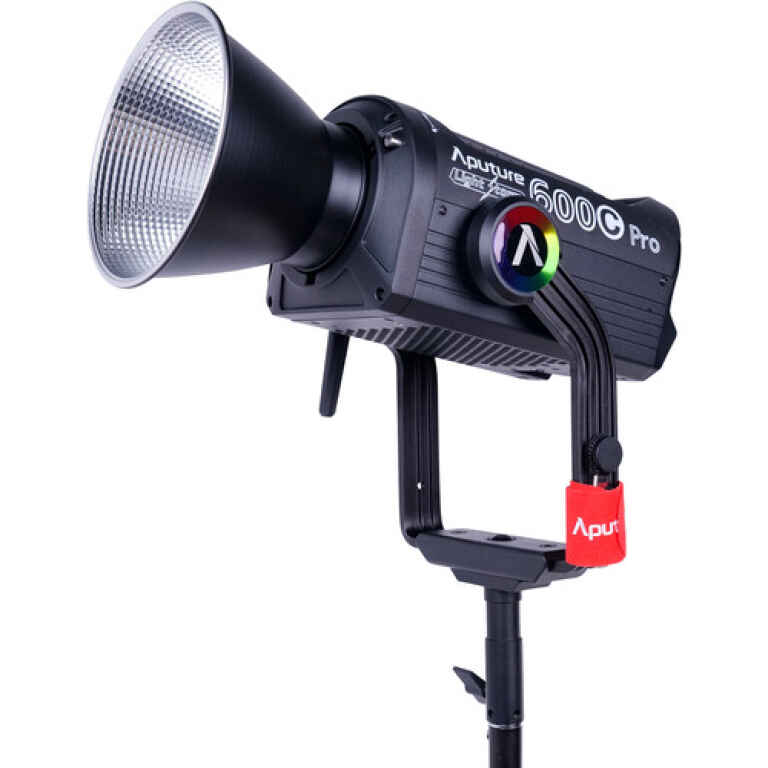 Aputure LS 600c Pro (V-Mount) - Kenya