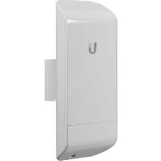 Ubiquiti Networks NanoStation locoM5 Indoor/Outdoor airMAX CPE - Kenya