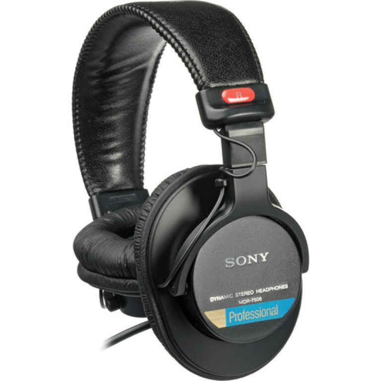 Sony MDR 7506 - Kenya