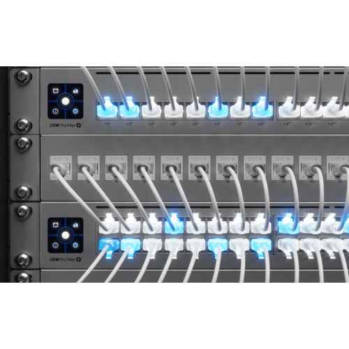 Ubiquiti UACC-Cable-Patch-EL-5M-W UniFi
  Etherlighting Patch Cable - Image 4
