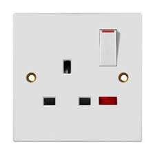 13A 1 Gang Switched Socket Single Pole - Kenya