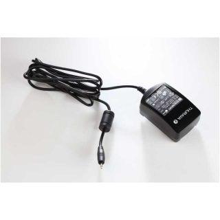 thuraya xt lite main charger 110 220 v with international plugs | +254720548999